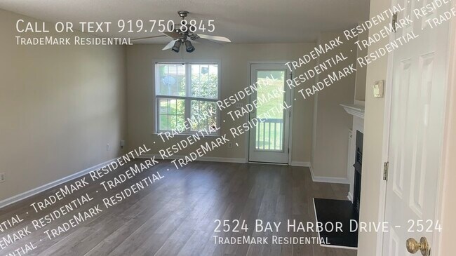 Building Photo - 2524 Bay Harbor Drive