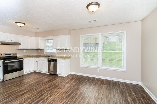 Foto del edificio - 295 Wilson Mill Rd SW