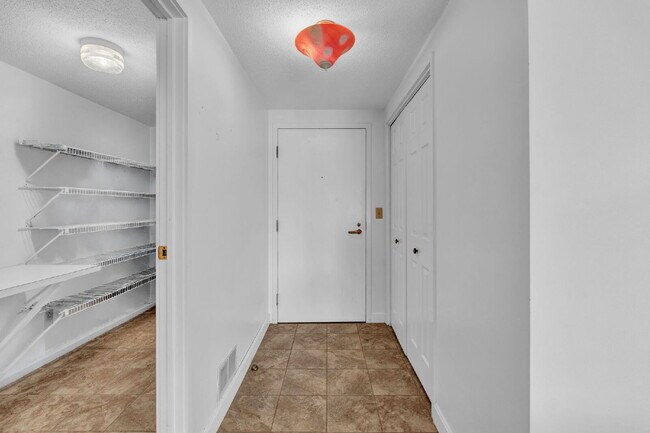 Foto del edificio - Luxury Condo for Rent – Franklin Place, Bangor