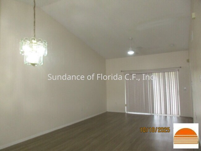 Foto del edificio - Orange County