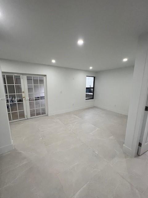 Foto del edificio - 687 NW 103rd Ct