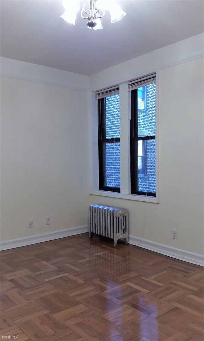 Foto del edificio - 2114 63rd St