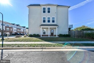 Building Photo - 43322 Novi Terrace