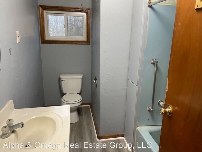 Building Photo - 5 br, 2 bath House - 413 St Rt. 603