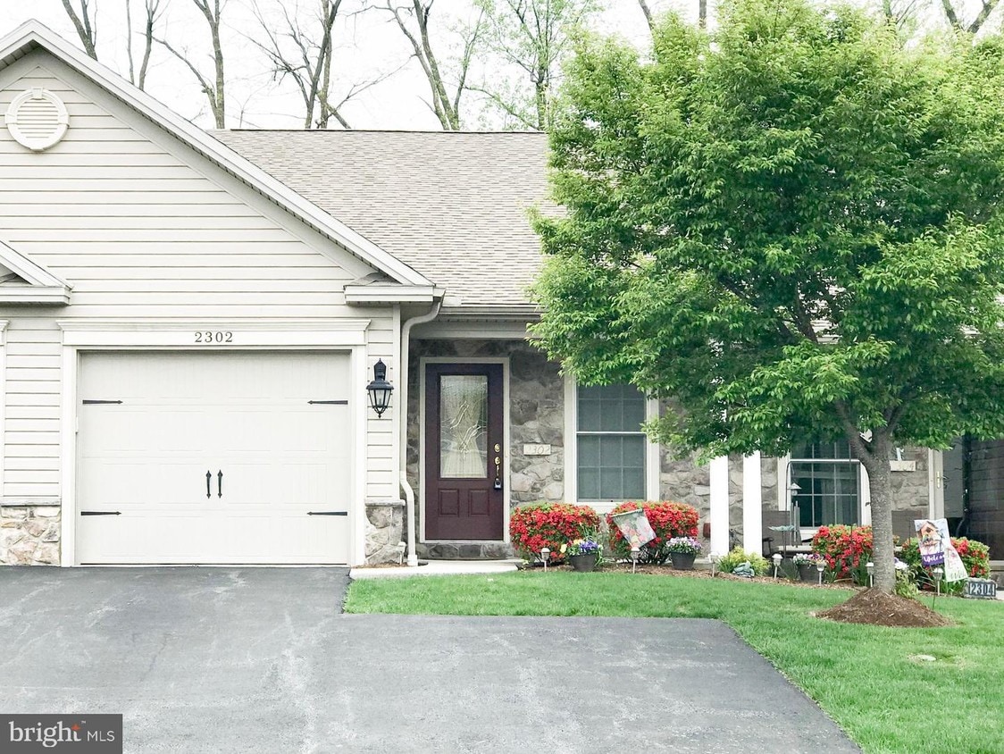 2302 Gleim Dr, Enola, PA 17025 Townhome Rentals in Enola PA