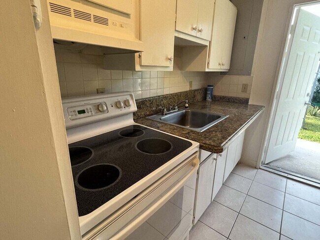 Building Photo - 101 Mallard Ct