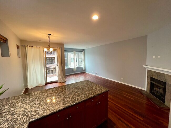 Foto del edificio - 4917 N Lincoln Ave