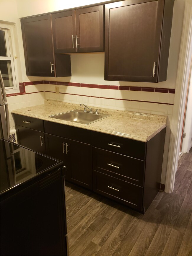 Building Photo - 3129 Ramona Ave