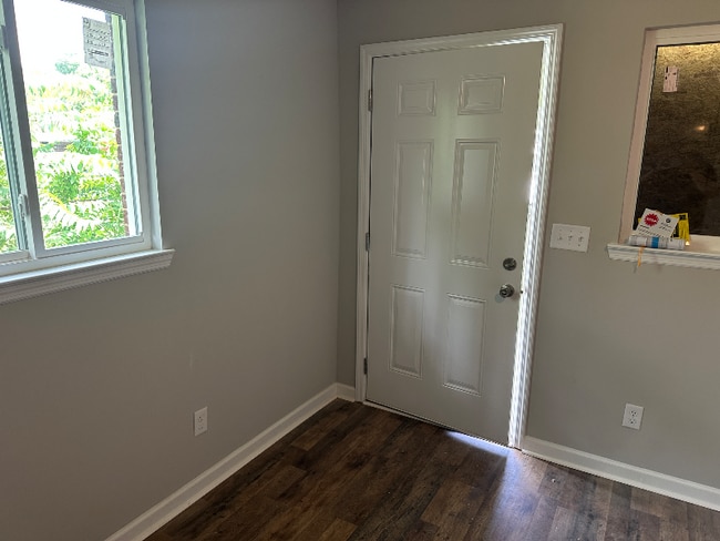 Photo - 2004 Garfield St Apartment