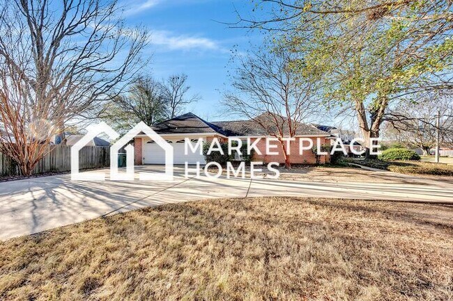 Foto del edificio - 408 Red Oak Ct