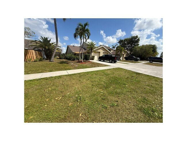 Foto del edificio - 12718 Westhampton Cir