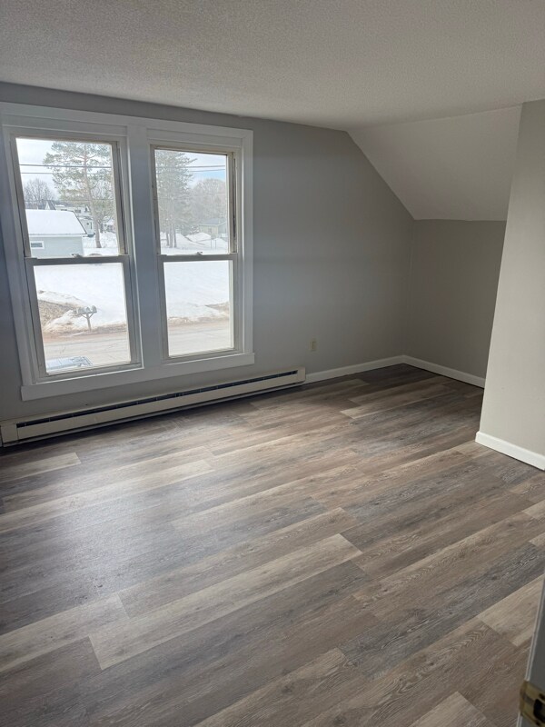 Building Photo - 447 S Washington St