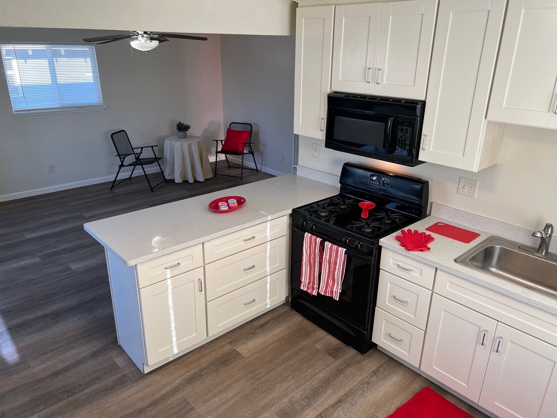 Open concept kitchen to living area - 1656 150th Ave