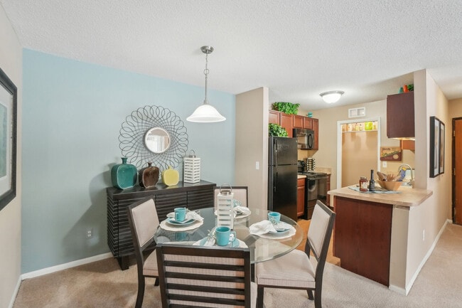 Foto del edificio - Glens of Northville Apartments