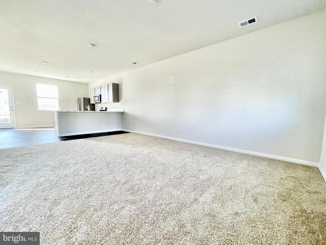 Foto del edificio - 522 Ridgely Blvd