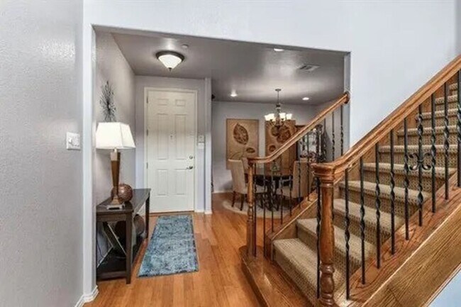 Foto del edificio - 2 Bed 2.5 Bath in Lewisville