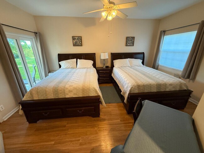 Foto del edificio - 8276 Mulligan Cir