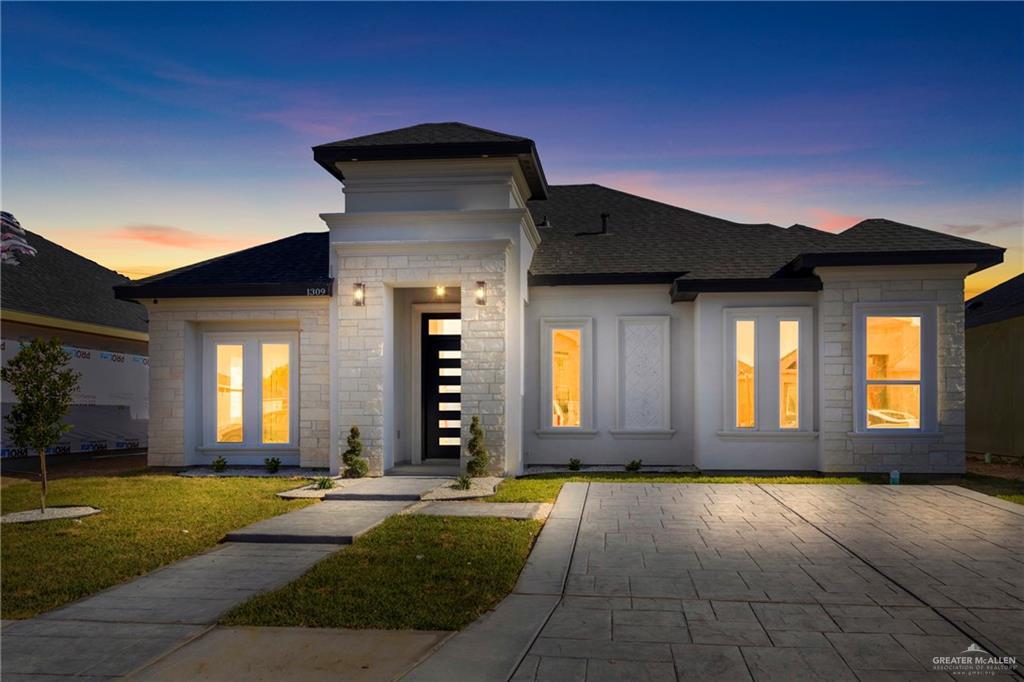 Foto principal - 1309 E Evergreen Ave