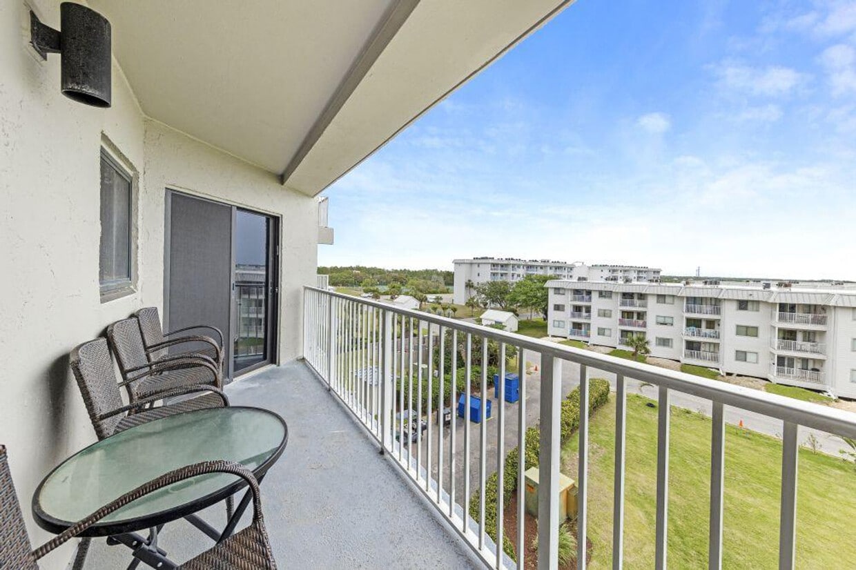 Foto principal - 375 Plantation Rd