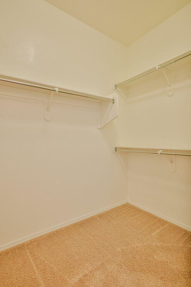 Foto del edificio - 9156 S Whispering Pine Dr