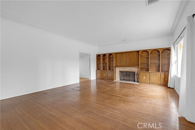 Foto del edificio - 515 W 11th St