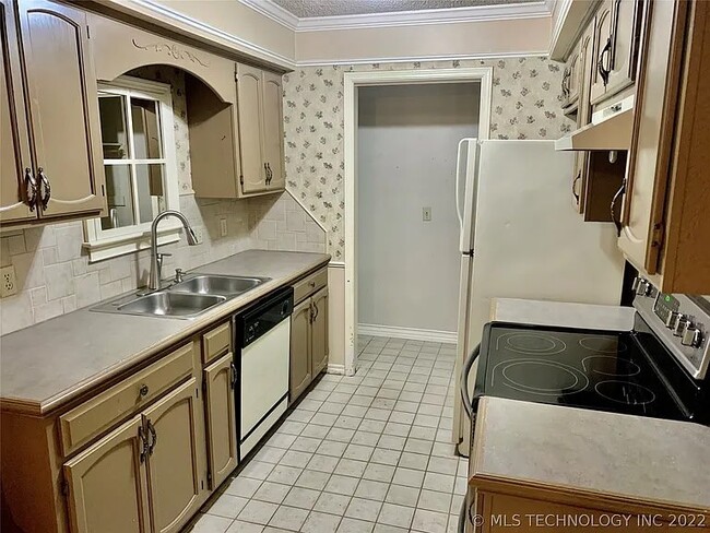 Foto del edificio - 1542 E 67th Pl