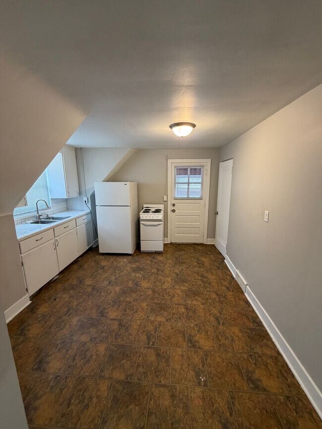 Foto del edificio - 1913 Stirling Ave