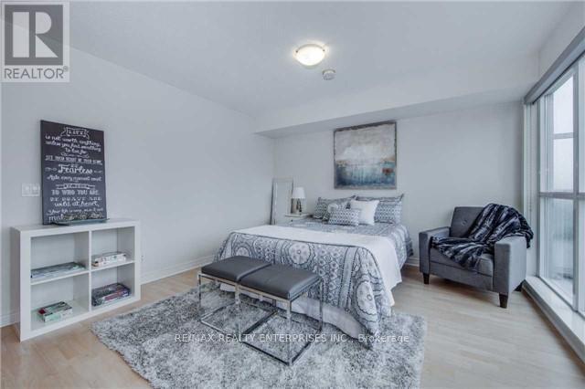 Building Photo - 60 Town Centre Court