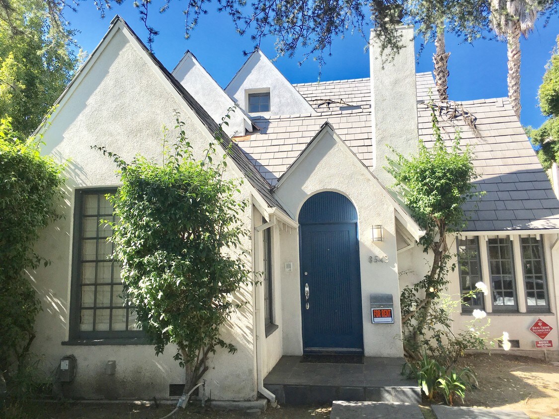 Primary Photo - 8543 Clifton Way