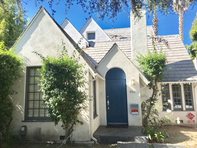 Building Photo - 8543 Clifton Way