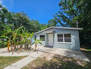 Building Photo - 3635 Brockway Rd