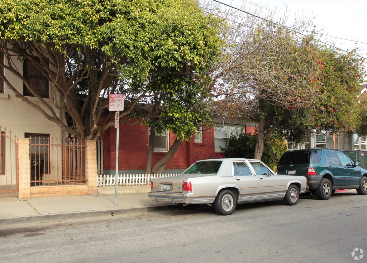 Building Photo - 2707 2nd St