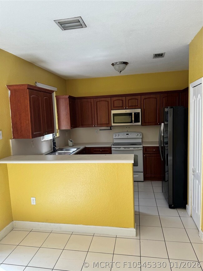 Building Photo - 7357 NW 174th Terrace