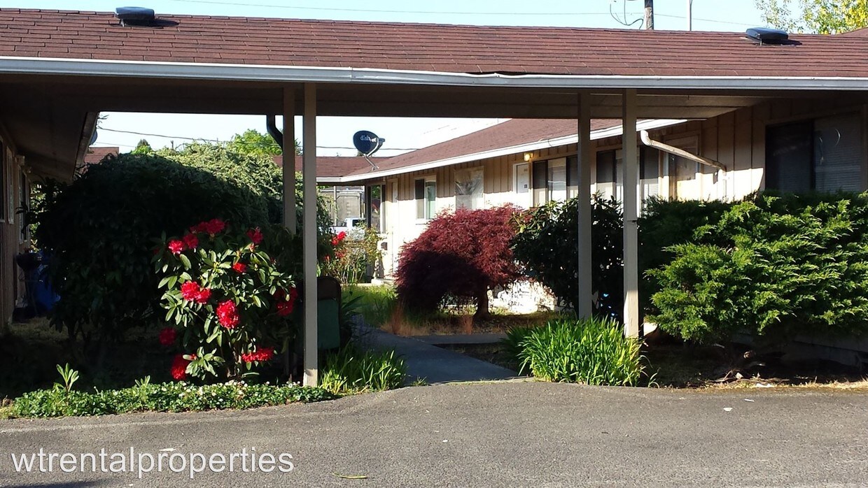 219 W Magnolia St, Centralia, WA 98531 Room for Rent in Centralia, WA