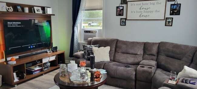 Foto del edificio - Pitman Gardens Apartments