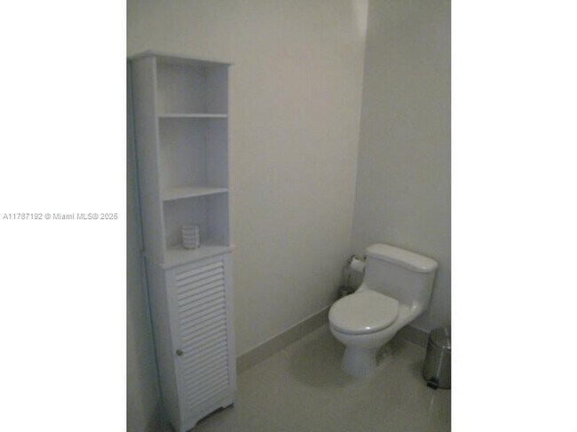 Foto del edificio - 60 SW 13th St