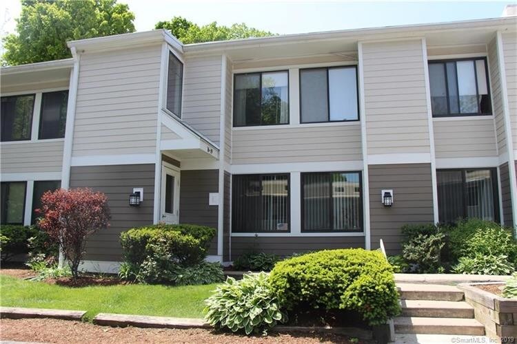 17 Cook Close Unit 17, Ridgefield, CT 06877 Condo for Rent in