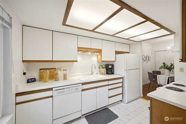 Foto del edificio - 17529 151st Ave SE