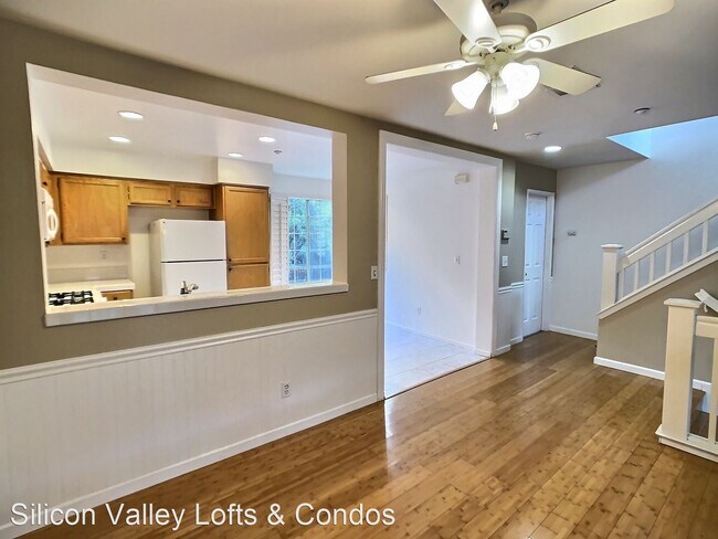 Building Photo - 2 br, 2.5 bath House - 1854 Northwest Circle