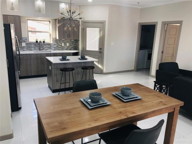 Building Photo - 3302 S Sugar Rd