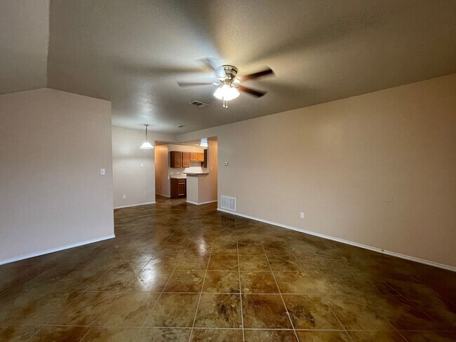 Building Photo - 6411 Temora Loop