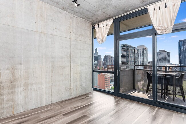 Foto del edificio - 235 W Van Buren St
