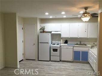 Foto del edificio - 351 N Ford Ave