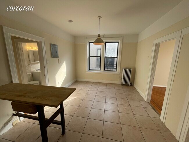 Foto del edificio - 315 Schaefer St