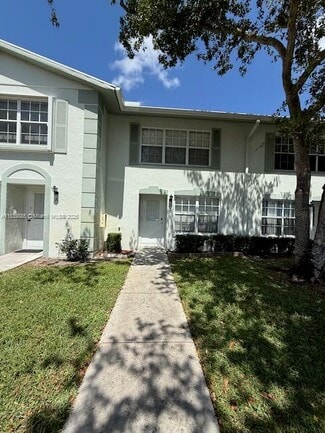 Building Photo - 3715 Savoy Ln