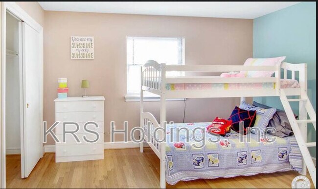 Foto del edificio - 5238 Goolsby Ct