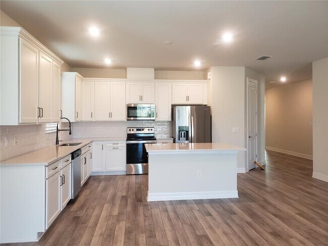 Building Photo - 17236 Cagan Crossings Blvd