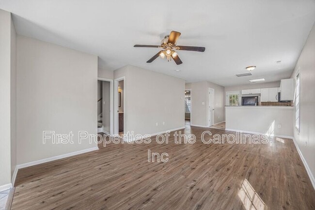 Foto del edificio - 1544 Tiana Way