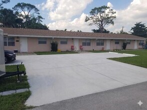 Building Photo - 3397 Helena Dr
