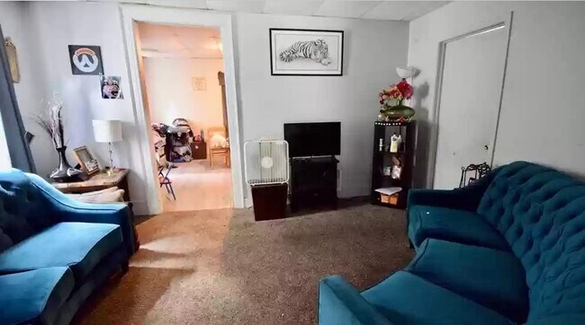 Building Photo - W. Ostrander Ave